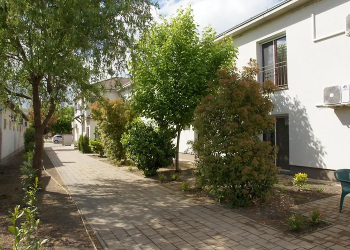 Solaris Garden Cserkeszőlő